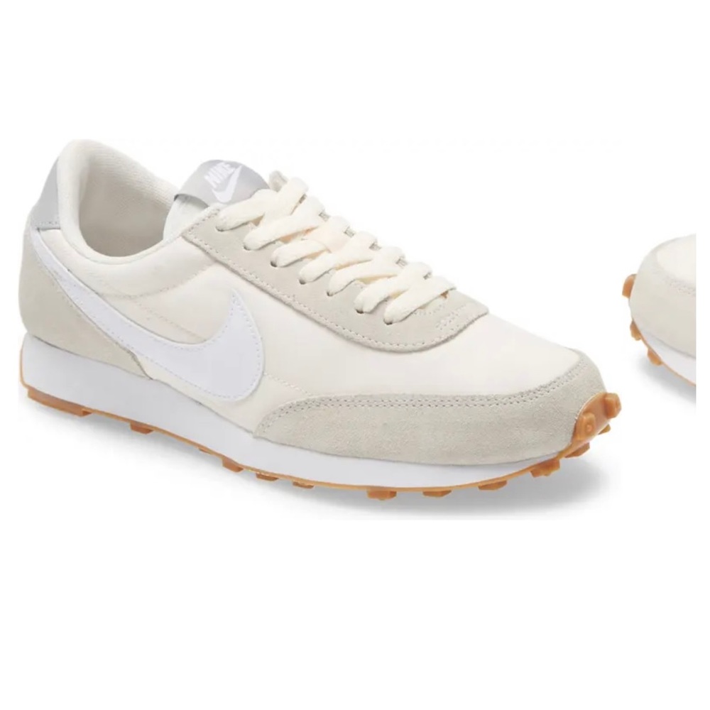 Nike Daybreak Sneaker